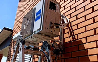 Монтаж інверторного кондиціонера Haier Flexis Inverter для кімнати 50 квадратних метрів